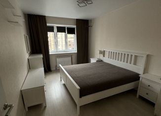 Сдам 1-ком. квартиру, 34 м2, Пушкино, улица Просвещения, 10к2