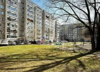 Продам 3-комнатную квартиру, 63.4 м2, Екатеринбург, метро Уралмаш, Стахановская улица, 27