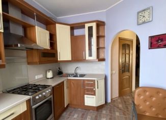 Аренда 2-ком. квартиры, 60 м2, Санкт-Петербург, Кронштадтская улица, 22, метро Автово