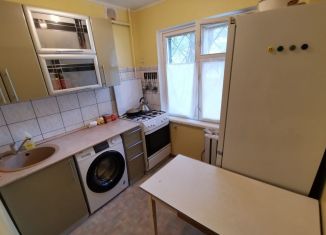 Продажа 4-комнатной квартиры, 56 м2, Волгоград, улица Автомобилистов, 4, Советский район