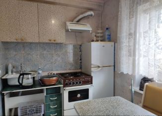 Продажа 2-ком. квартиры, 44 м2, Саяногорск, микрорайон Енисейский, 11