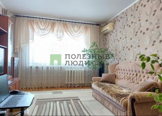 Продам 4-ком. квартиру, 79.8 м2, Краснодарский край, Кутузовская улица, 17