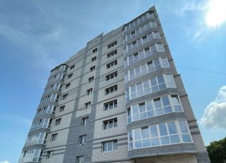 Продаю 3-ком. квартиру, 63.1 м2, Благовещенск, Зейская улица, 12