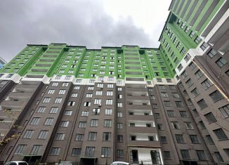 Продам 2-ком. квартиру, 95.2 м2, Дагестан, улица Каспийское шоссе, 17В