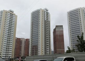 Продам 1-ком. квартиру, 36 м2, Красноярский край, Судостроительная улица, 27В