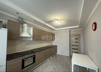 Продажа 2-комнатной квартиры, 70.3 м2, Казань, улица Профессора Камая, ЖК Романтика