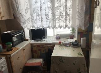 Продам 2-комнатную квартиру, 44 м2, Екатеринбург, улица Блюхера, 55А, метро Уральская