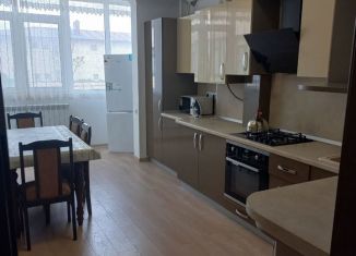 Двухкомнатная квартира в аренду, 70 м2, Анапа, Владимирская улица, 69