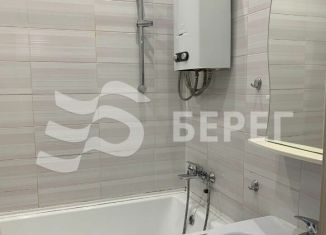 Сдам 2-ком. квартиру, 60 м2, Санкт-Петербург, Таллинская улица, 14, метро Новочеркасская