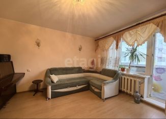 Трехкомнатная квартира на продажу, 65.5 м2, Тобольск, микрорайон 7А, 38Б