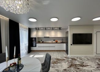 Продам трехкомнатную квартиру, 93 м2, Республика Башкортостан, улица Минигали Губайдуллина, 10