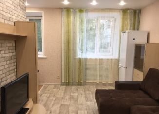 Сдается в аренду двухкомнатная квартира, 46 м2, Йошкар-Ола, улица Хасанова, 9