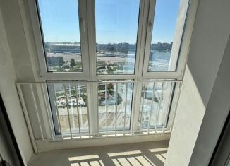 Продам 1-ком. квартиру, 37 м2, Ростов-на-Дону, улица Бориса Слюсаря, 15с1