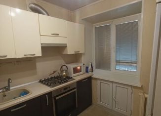 Сдам в аренду 2-ком. квартиру, 46.6 м2, Уфа, улица Менделеева, 155