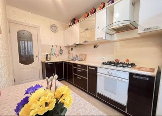 Продаю трехкомнатную квартиру, 68 м2, Йошкар-Ола, улица Льва Толстого, 45, микрорайон Оршанский