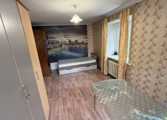 Сдаю 1-ком. квартиру, 32 м2, Хабаровск, улица Данчука, 5