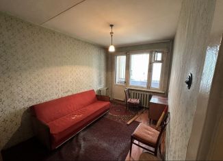 Продаю 4-комнатную квартиру, 63.6 м2, Екатеринбург, Парниковая улица, 1