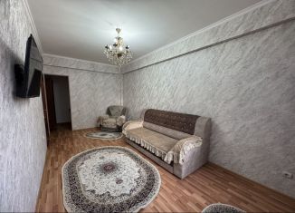 Сдаю в аренду 1-ком. квартиру, 45 м2, Махачкала, улица Бейбулатова, 15Ак2