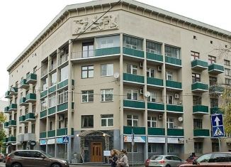 Продаю трехкомнатную квартиру, 65.2 м2, Москва, улица Спиридоновка, 24/1, улица Спиридоновка