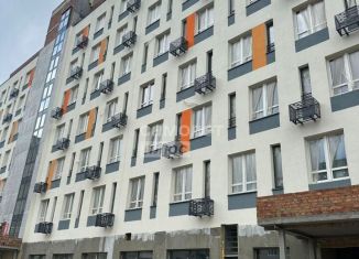 Трехкомнатная квартира на продажу, 85.1 м2, Омская область, улица Красный Пахарь, 2