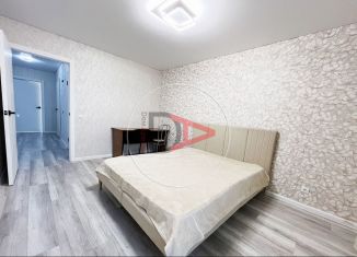Сдам 3-комнатную квартиру, 90 м2, Уфа, улица Степана Кувыкина, 45