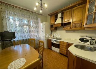 Продажа 3-комнатной квартиры, 75 м2, Старый Оскол, микрорайон Дубрава, квартал 3, 4