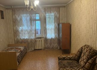 Аренда 2-ком. квартиры, 60 м2, Тольятти, улица Мира, 112