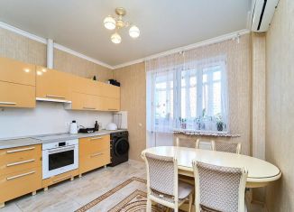 Продажа 2-комнатной квартиры, 67.2 м2, Краснодар, бульвар Клары Лучко, 12, микрорайон Юбилейный