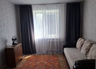 Сдаю 1-ком. квартиру, 19 м2, Азов, улица Измайлова, 31/35