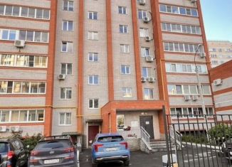 Сдам 2-ком. квартиру, 62 м2, Ижевск, улица Карла Маркса