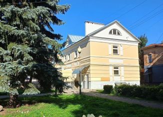 Сдаю офис, 60 м2, Калужская область, улица Пушкина, 1Б