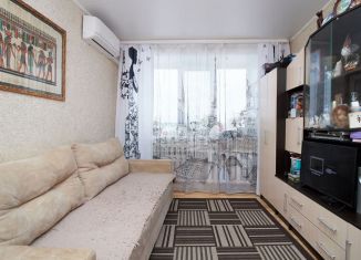 2-комнатная квартира на продажу, 37 м2, Тюмень, улица Олега Антонова, 2