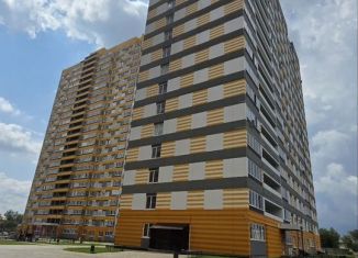 Продаю 1-ком. квартиру, 33 м2, Оренбург, улица Юркина, 6, ЖК Осенний Лист