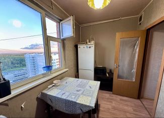 Сдаю в аренду 1-ком. квартиру, 37 м2, Москва, улица Маршала Савицкого, 30