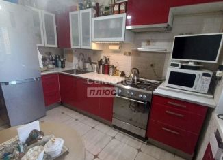 4-ком. квартира на продажу, 76.4 м2, Дзержинск, улица Будённого