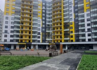 Продам 2-ком. квартиру, 69.9 м2, посёлок Шушары, Старорусский проспект, 12