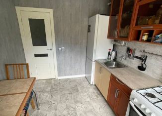 Сдача в аренду 3-ком. квартиры, 60 м2, Уфа, улица Мира, 7