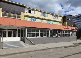 Сдам в аренду торговую площадь, 23 м2, Йошкар-Ола, улица Эшкинина, 14