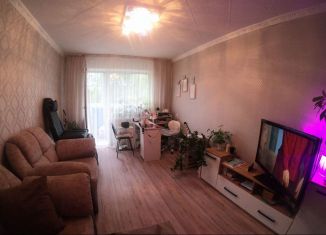 Продается 3-комнатная квартира, 61.3 м2, поселок городского типа Шушенское, 2-й микрорайон, 3