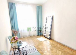 Продам комнату, 17.1 м2, Санкт-Петербург, 15-я линия Васильевского острова, 14