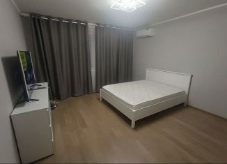 Сдача в аренду 1-комнатной квартиры, 39 м2, Москва, Староватутинский проезд, 15