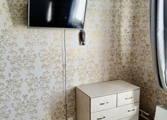 Сдам в аренду 1-ком. квартиру, 38 м2, Саратов, Заречная улица