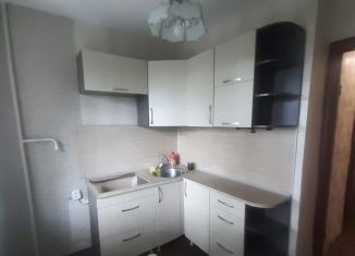 Продажа двухкомнатной квартиры, 40 м2, Абакан, улица Гагарина, 46