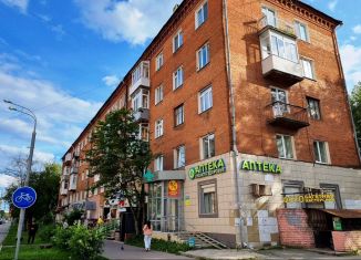 Продается 2-ком. квартира, 56.7 м2, Пермь, улица Крупской, 30