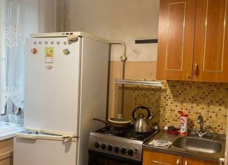 Сдам в аренду 3-ком. квартиру, 53.5 м2, Волхов, улица Калинина, 19А