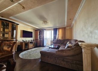 Продается 3-комнатная квартира, 68.4 м2, Смоленск, улица Чернышевского, 1