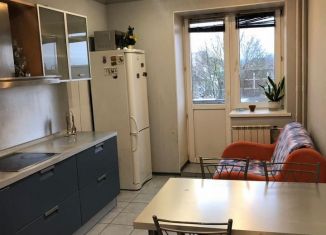 Продам однокомнатную квартиру, 39 м2, Выборг, Школьный переулок, 1