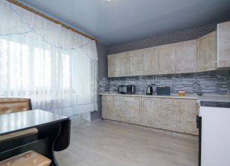 Двухкомнатная квартира на продажу, 84 м2, Калининград, улица Лилии Иванихиной, 3