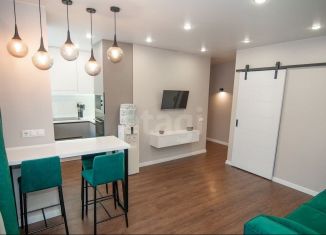 Продается двухкомнатная квартира, 45 м2, Тюмень, проезд Геологоразведчиков, 42