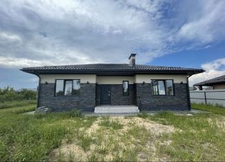 Продам дом, 98 м2, Волгодонск, улица Капитана Хачароева